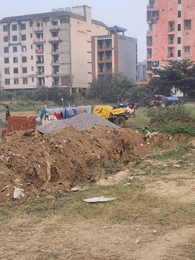 undefined, gaur city 2  125 Sq.Mt. Plot In Gaur City 2 Greater Noida 9507776