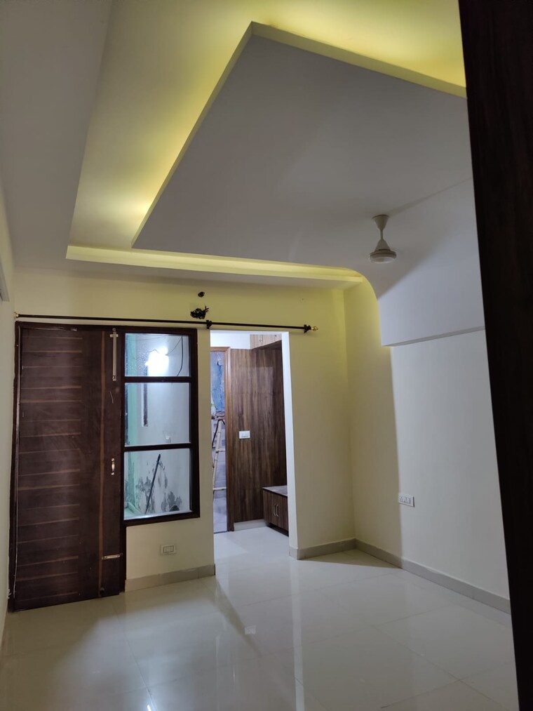 Room, motia-royal-citi-apartments 3 Bedroom 1800 Sq.Ft. Apartment In Ghazipur Zirakpur 9507795