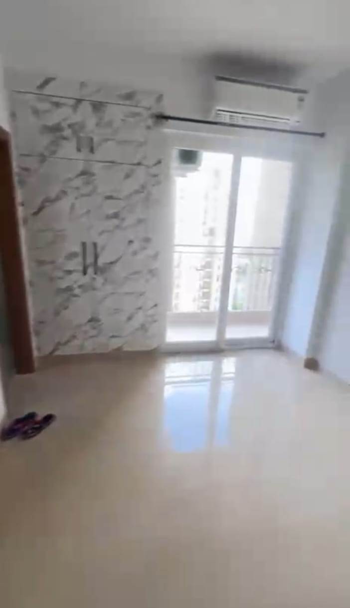 3 BHK + Servant Room Apartment For Rent in ATS Nobility