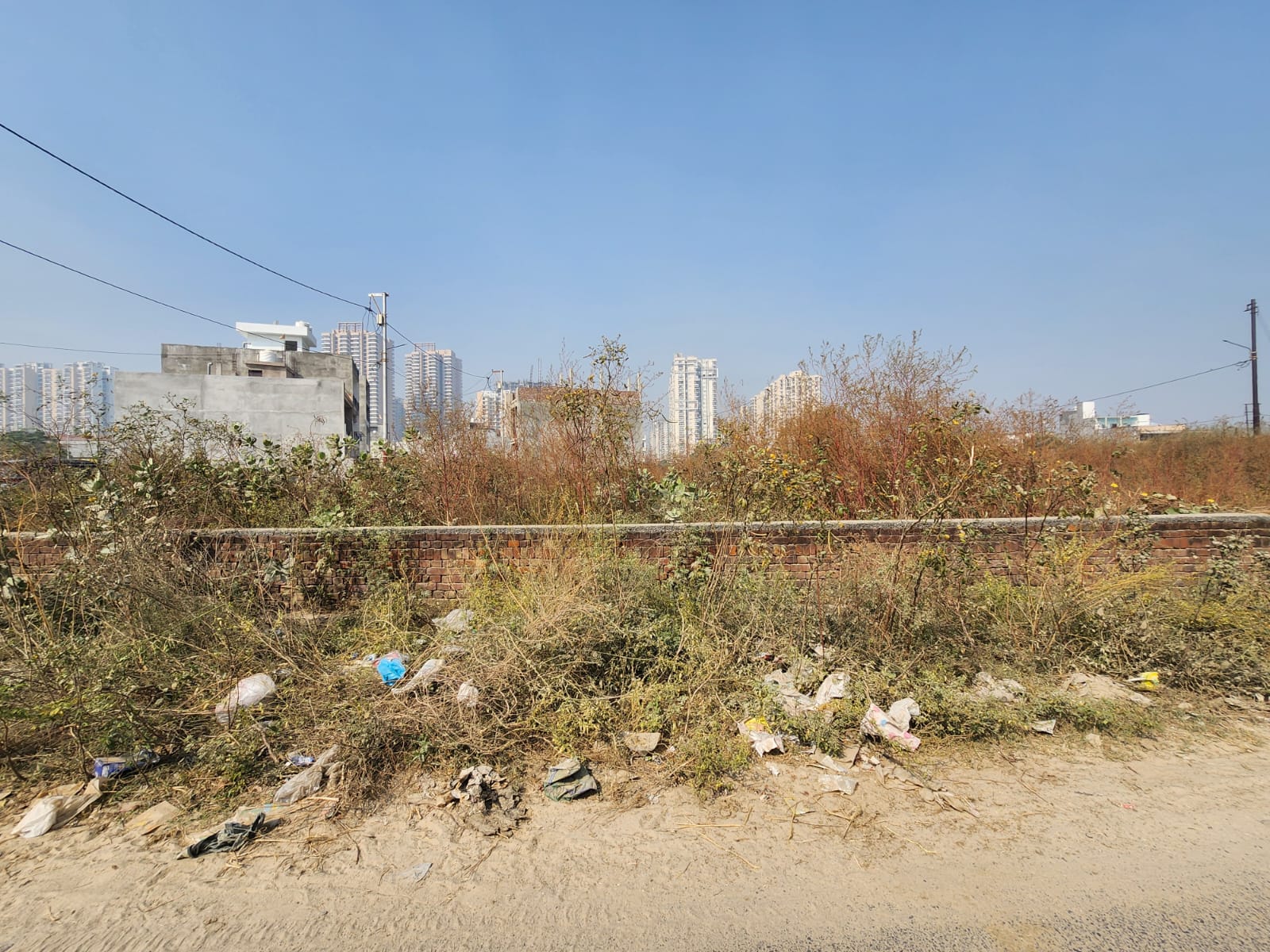 Plot For Sale in Gaur City 2