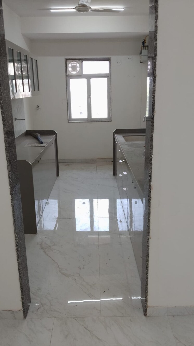 Room, chembur 2.5 Bedroom 1072 Sq.Ft. Apartment In Chembur Mumbai 9507819