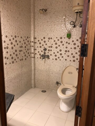 Bathroom in 1 RK Independent House at Sector 23 – for Rent