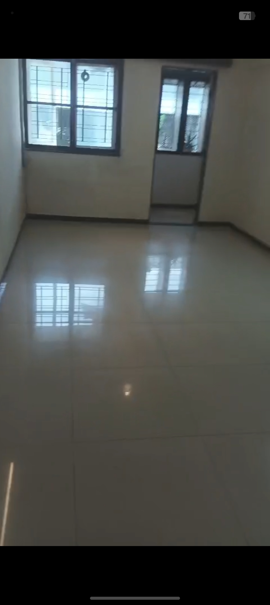 2 BHK 975 Sq.Ft. Apartment in Takshila CHS