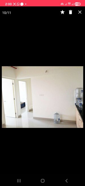 Room in 2 BHK Apartment at Amanora Trendy Homes, Hadapsar – for Rent