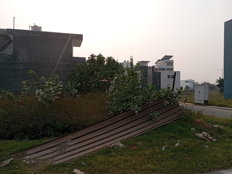 Exterior View, wave-city  194 Sq.Yd. Plot In Wave City Ghaziabad 9507884