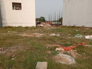  Plot – Garden View at Wave City, Wave City - for Sale