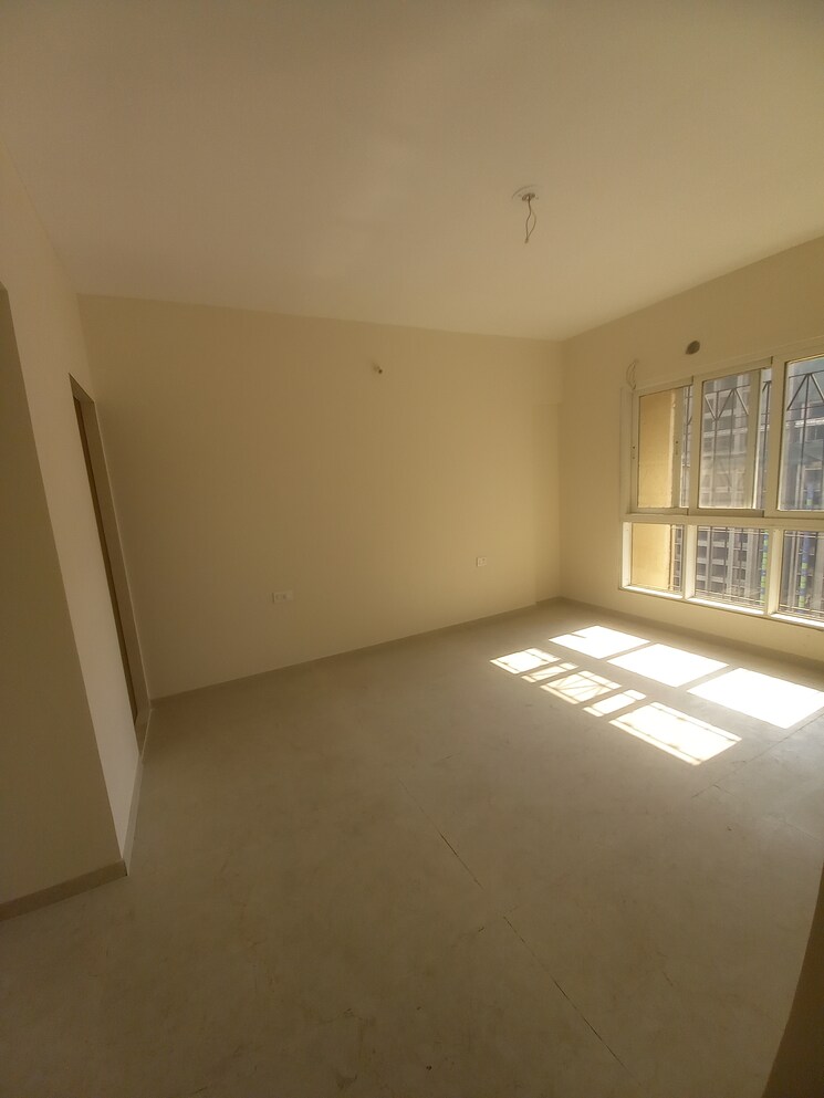 Room, dosti-west-county-phase-4-dosti-pine 2 Bedroom 747 Sq.Ft. Apartment In Balkum Pada Thane 9507938