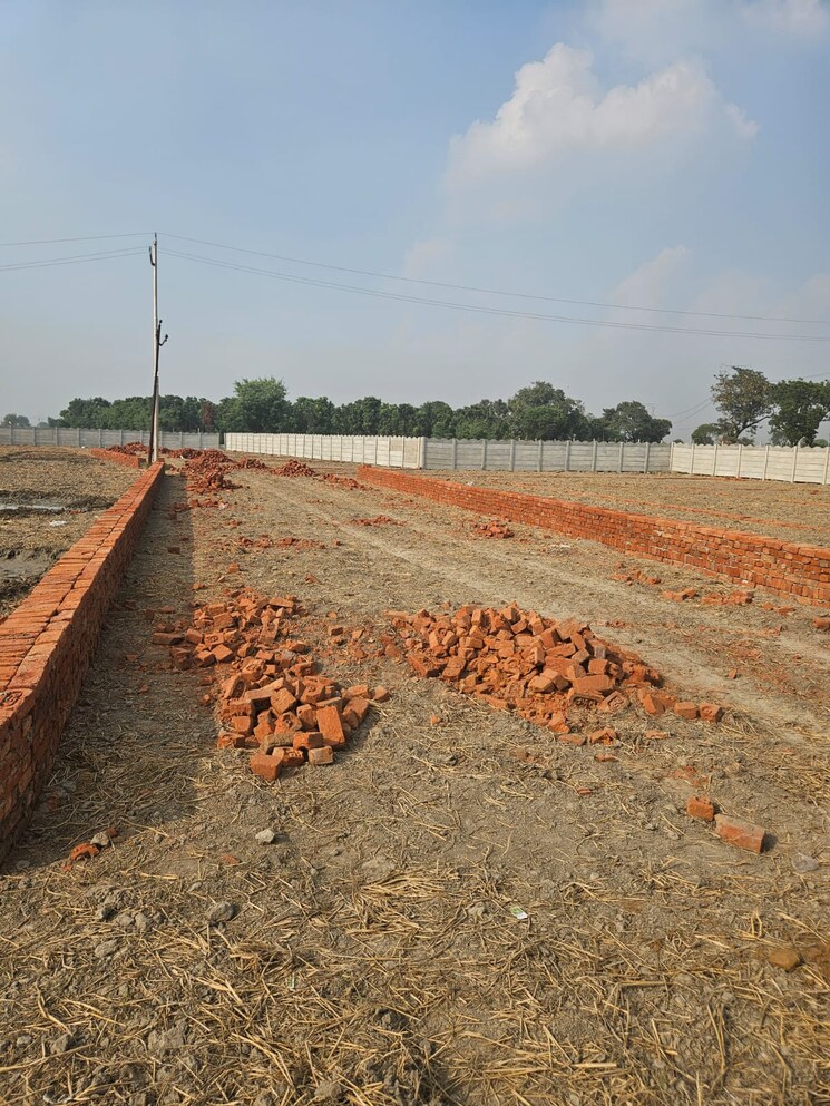 undefined, kanchan-vihar  1008 Sq.Ft. Plot In Dlf Ankur Vihar Ghaziabad 9507943