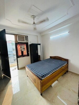 1 BHK Builder Floor For Rent in Chattarpur