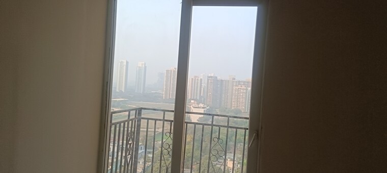 Balcony, signature-global-prime 2 Bedroom 573 Sq.Ft. Apartment In Sector 63a Gurgaon 9508001