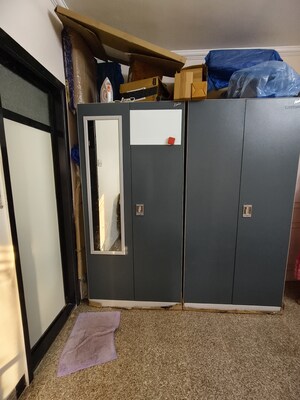 Bedroom in 2 BHK Apartment at Vrindavan CHS Malad, Malad East – for Rent