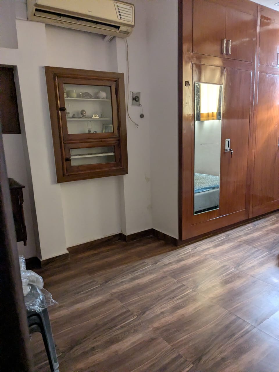 3.5 BHK Apartment For Rent in Jewel Apartment