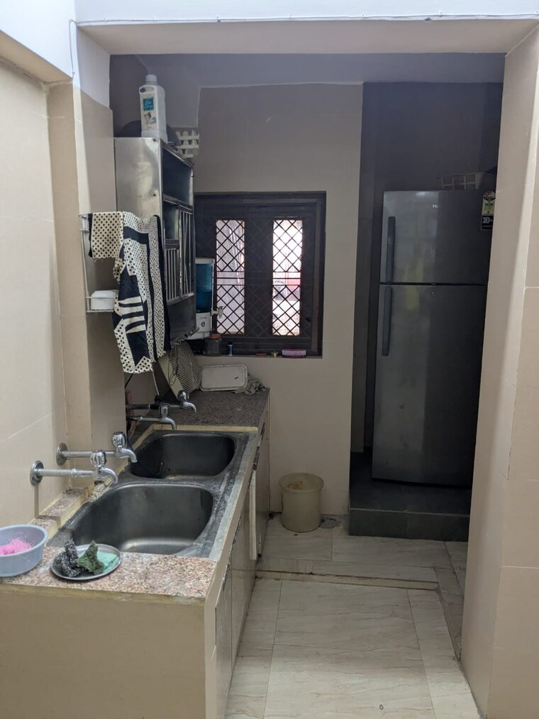 Gym, jewel-apartment 3.5 Bedroom 1250 Sq.Ft. Apartment In Hazratganj Lucknow 9508043