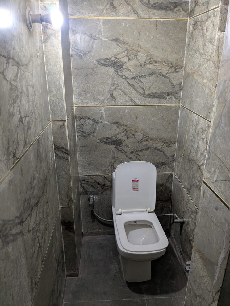 Bathroom, jewel-apartment 3.5 Bedroom 1250 Sq.Ft. Apartment In Hazratganj Lucknow 9508043
