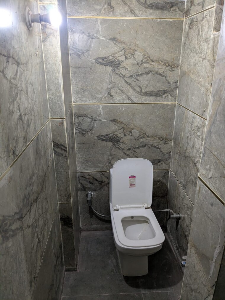 Bathroom, jewel-apartment 3.5 Bedroom 1250 Sq.Ft. Apartment In Hazratganj Lucknow 9508043