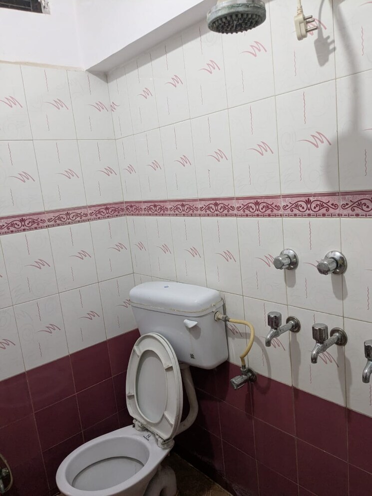 Bathroom, jewel-apartment 3.5 Bedroom 1250 Sq.Ft. Apartment In Hazratganj Lucknow 9508043