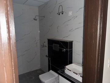 Attached Bathroom in 3 BHK Apartment at Oasis Green, Patiala Road – for Rent