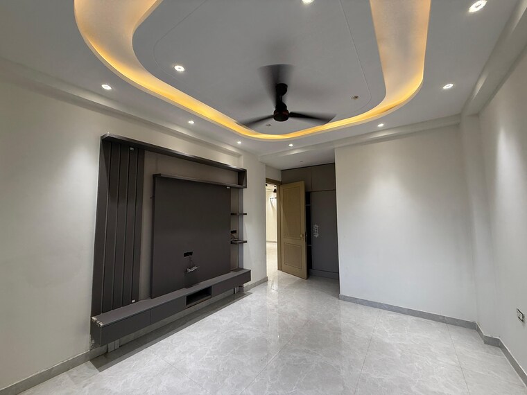 Room, green fields colony 4 Bedroom 2850 Sq.Ft. Builder Floor In Green Fields Colony Faridabad 9508070