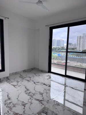 Room in 2 BHK Apartment at Amol Tulsi 54, Mundhwa – for Rent