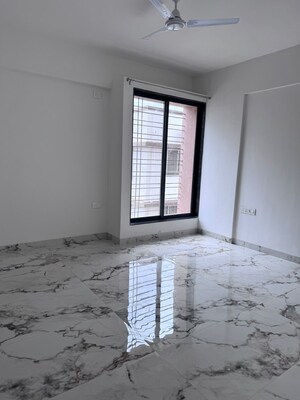 Room in 2 BHK Apartment at Amol Tulsi 54, Mundhwa – for Rent