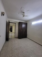 3 BHK 1800 Sq.Ft. Builder Floor in Green Fields Colony