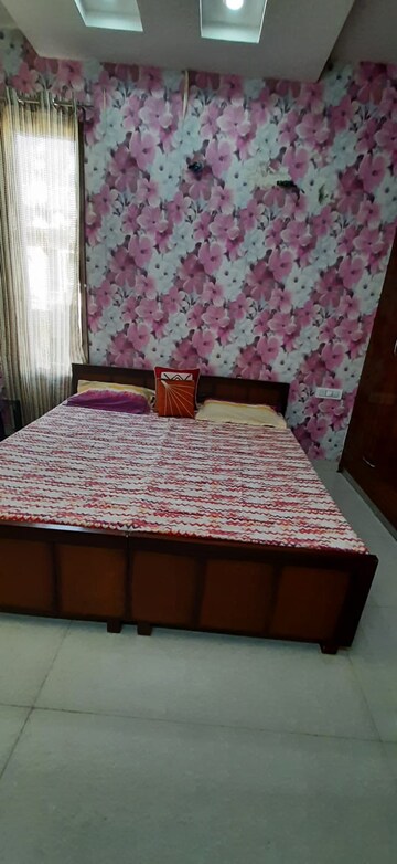 Bedroom in 3 BHK Apartment at Sunshine Enclave, Vip Road – for Rent