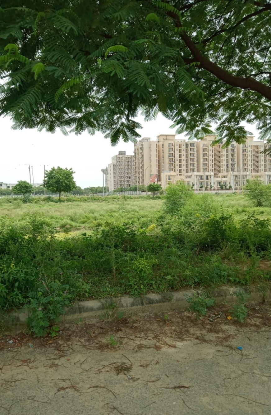 Plot For Sale in BPTP District