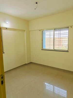 Room in 1 BHK Apartment at Sancheti Eves Garden, Mundhwa – for Rent