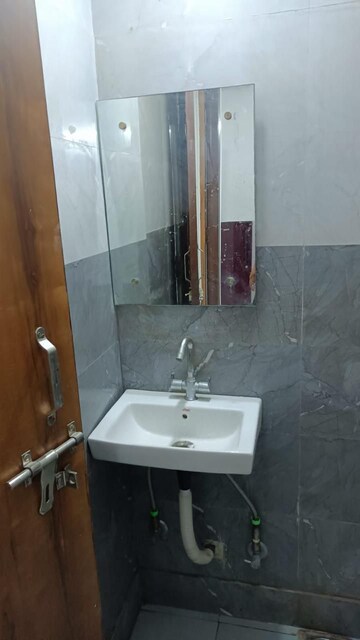 Bathroom in 1 BHK Builder Floor at Saket – for Rent