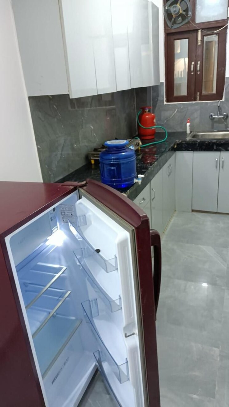 Kitchen, saket 1 Bedroom 550 Sq.Ft. Builder Floor In Saket Delhi 9508165