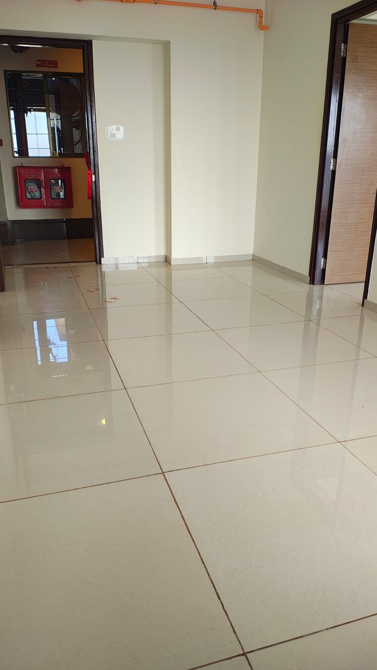 Bathroom, raj-infinia 3 Bedroom 1200 Sq.Ft. Apartment In Malad West Mumbai 9508171