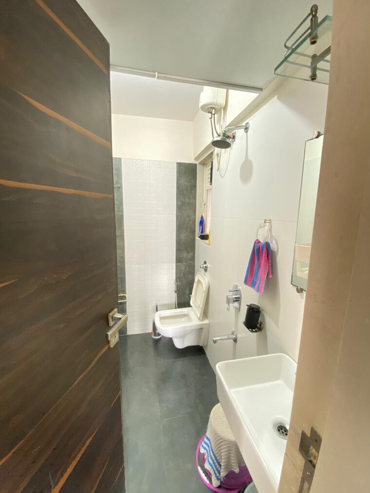 Bathroom, raj-infinia 3 Bedroom 1200 Sq.Ft. Apartment In Malad West Mumbai 9508197