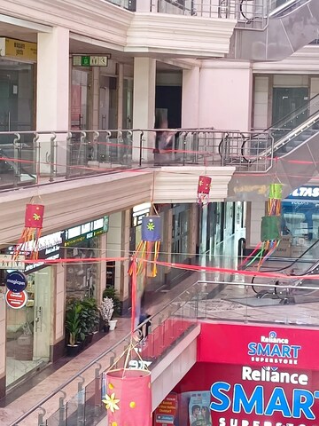  Shop – Exterior View View at Galaxy Diamond Plaza, Sector 4 Greater Noida - for Sale