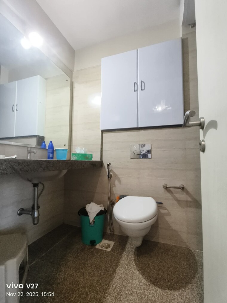 Bathroom, raheja-reflections-eternity 3 Bedroom 1475 Sq.Ft. Apartment In Kandivali East Mumbai 9508263