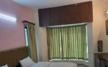 Furnished Amenities in 3 BHK Apartment at Hazratganj – for Rent