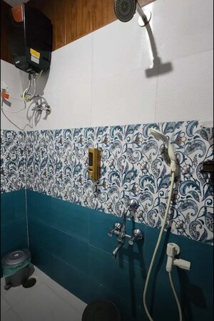 Attached Bathroom in 3 BHK Apartment at Hazratganj – for Rent
