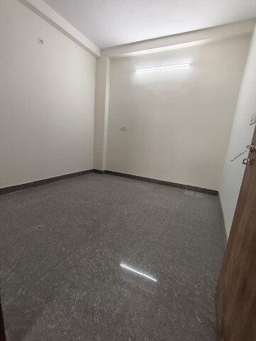 2 BHK Builder Floor For Rent in Chattarpur