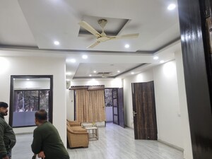 Living Room in 3 BHK Builder Floor at Sector 51 – for Rent