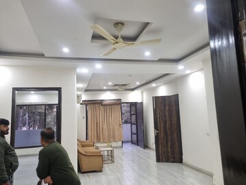 Living Room in 3 BHK Builder Floor at Sector 51 – for Rent