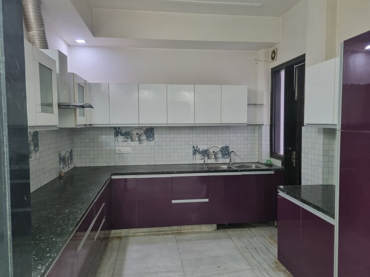 Kitchen, sector 51 3 Bedroom 2400 Sq.Ft. Builder Floor In Sector 51 Gurgaon 9508388