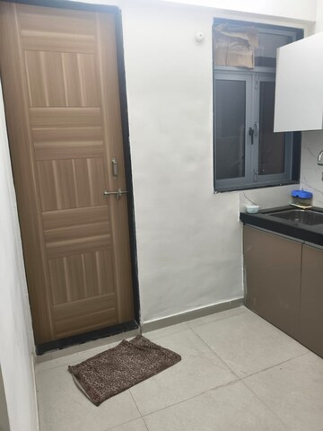 Room in 2 BHK Apartment at Lodha Panacea 1, Dombivli East – for Rent