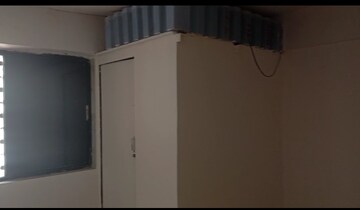 Room in  Office Space at Union Park Khar West, Khar West – for Rent