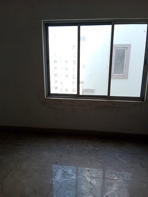 Room in 3 BHK Apartment at Simoco Sanhita, Rajarhat Road – for Sale