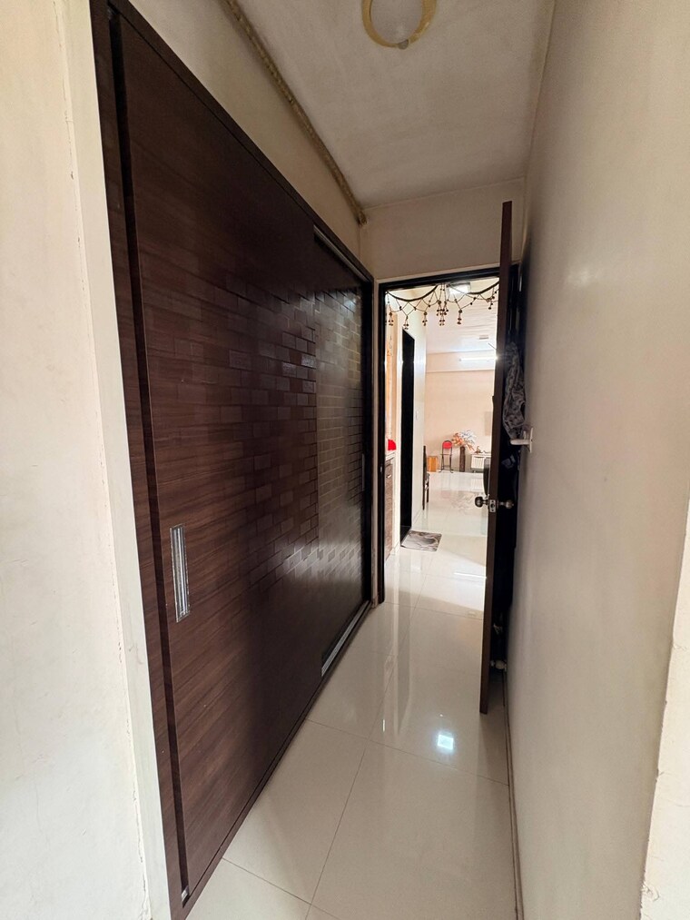 undefined, thane west 2 Bedroom 1050 Sq.Ft. Apartment In Thane West Thane 9508415