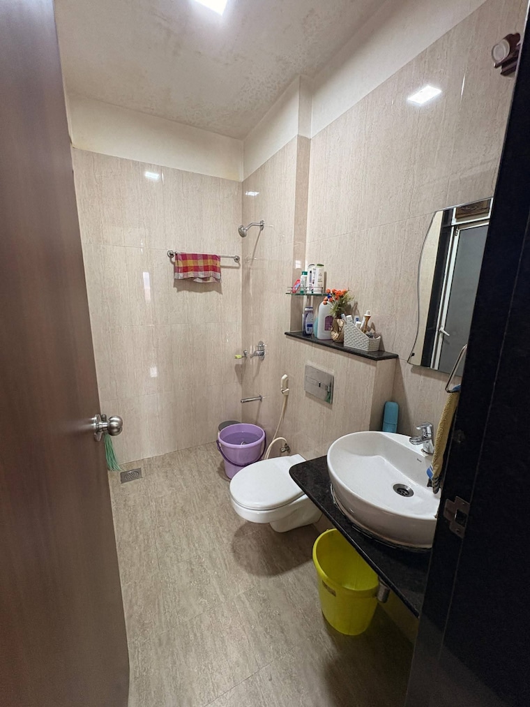 Bathroom, thane west 2 Bedroom 1050 Sq.Ft. Apartment In Thane West Thane 9508415
