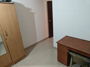 Room in 3.5 BHK Apartment at Brahma Suncity, Wadgaon Sheri – for Rent