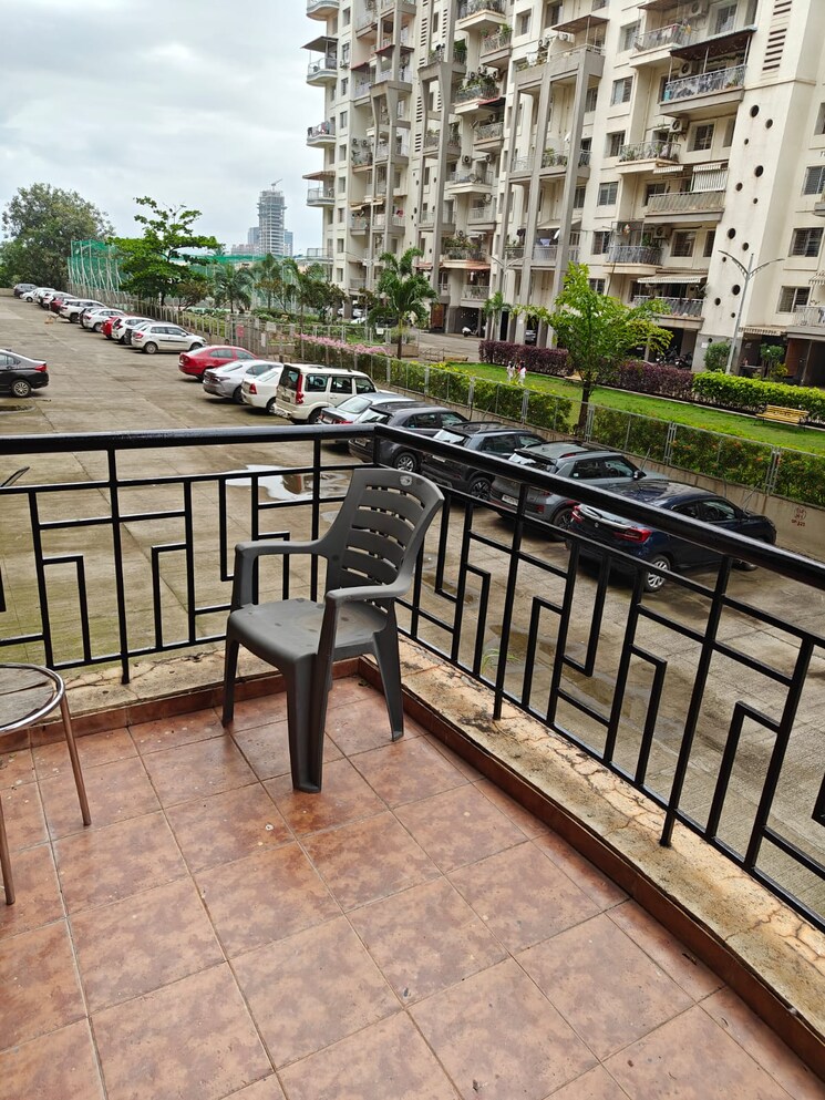 Balcony, brahma-suncity 3.5 Bedroom 1722 Sq.Ft. Apartment In Wadgaon Sheri Pune 9508412