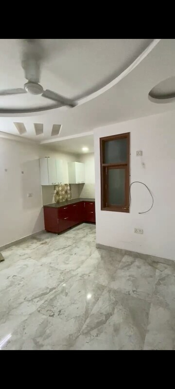 2 BHK Builder Floor For Rent in Chattarpur