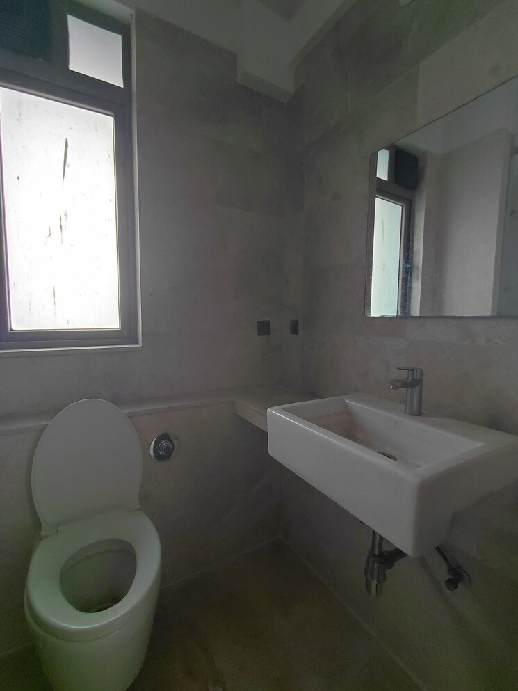Bathroom, sheth-auris-serenity-tower-1 2 Bedroom 805 Sq.Ft. Apartment In Malad West Mumbai 9508447