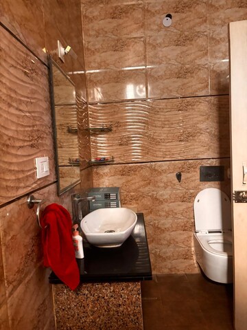 Bathroom in 3 BHK Independent House at Sector 16 – for Rent